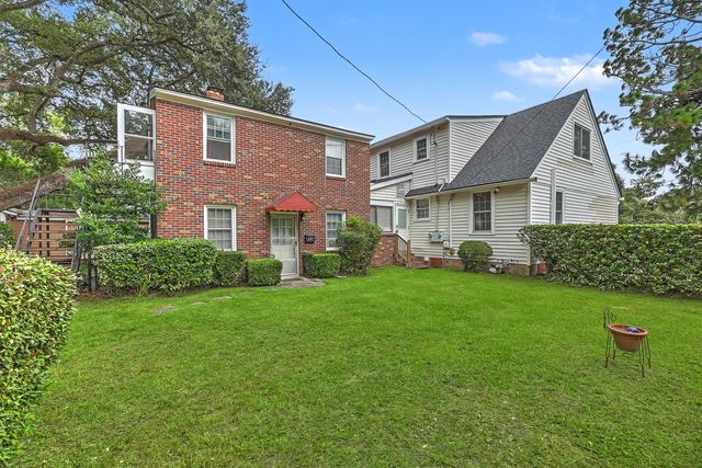 4 Oakdale Place, Charleston, SC 29407