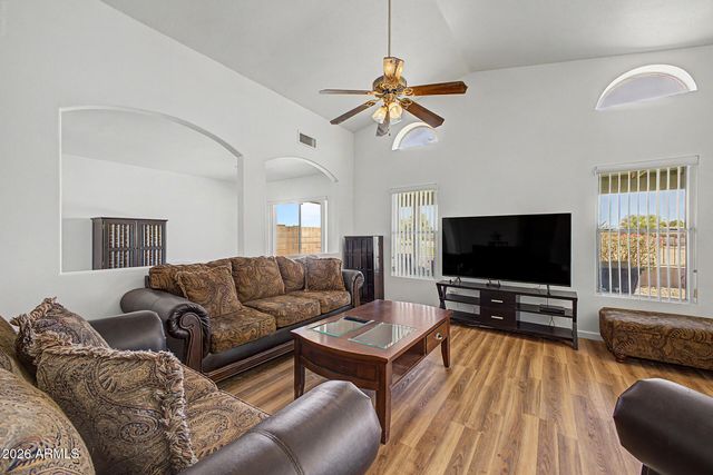 10943 W RUTH Avenue, Peoria, AZ 85345