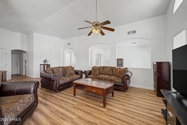 10943 W RUTH Avenue, Peoria, AZ 85345