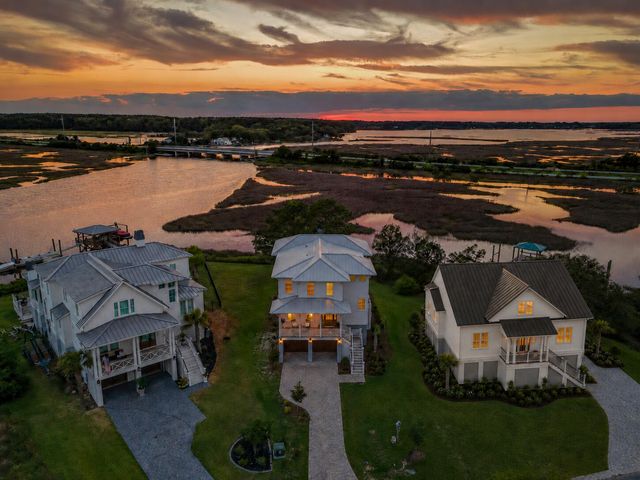 549 Towles Crossing Drive, Johns Island, SC 29455