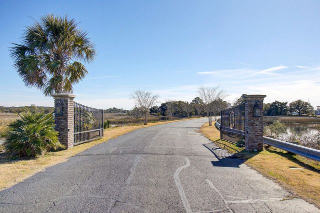 549 Towles Crossing Drive, Johns Island, SC 29455