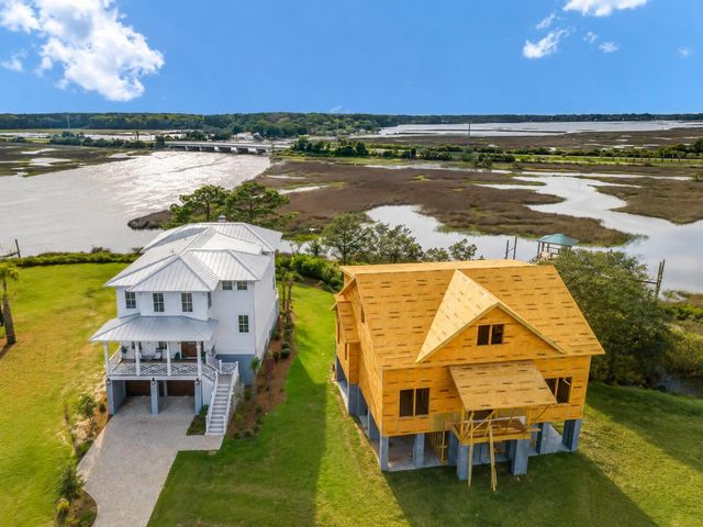 549 Towles Crossing Drive, Johns Island, SC 29455