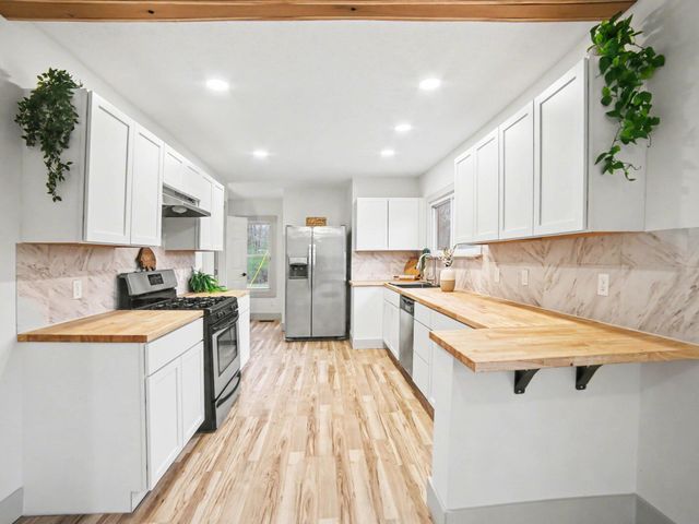 378 E White Lake Drive, Blue Lake Twp, MI 49457