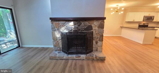 620 JAEGER CT, Sicklerville, NJ 08081