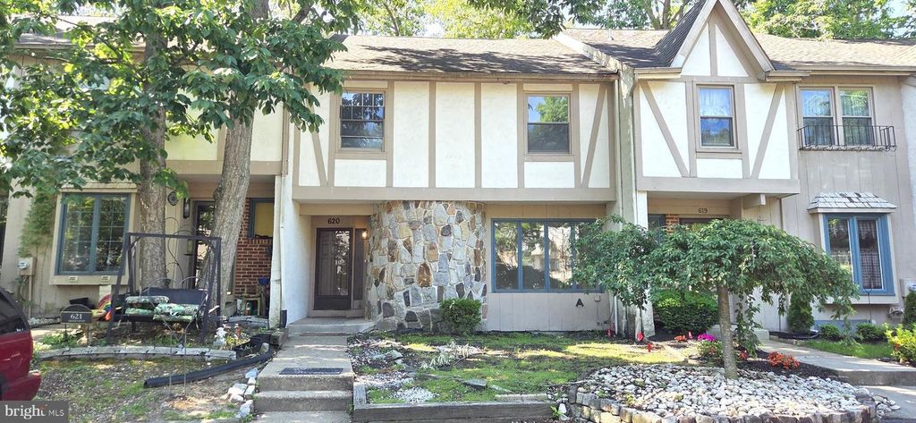 620 JAEGER CT, Sicklerville, NJ 08081
