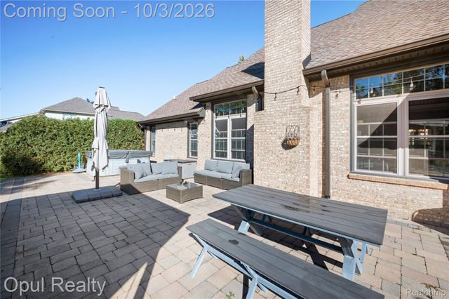 49707 Cooke Avenue, Plymouth Charter Township, MI 48170