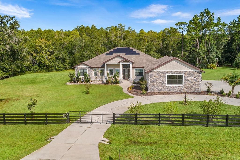 11979 PASCO TRAILS BOULEVARD, Spring Hill, FL 34610