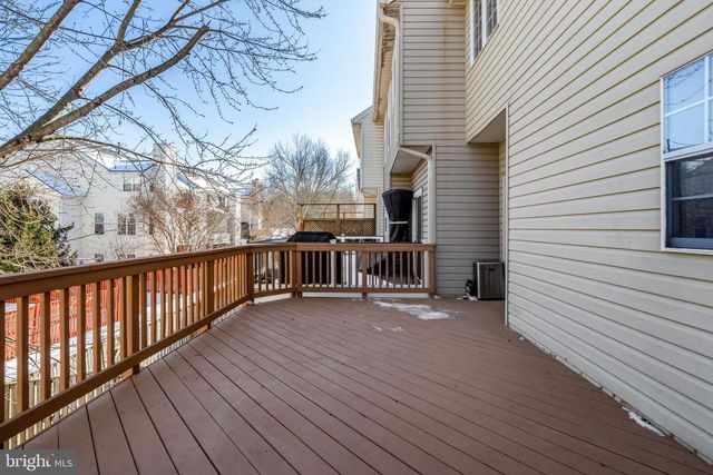 20372 BRIARCLIFF TER, Sterling, VA 20165