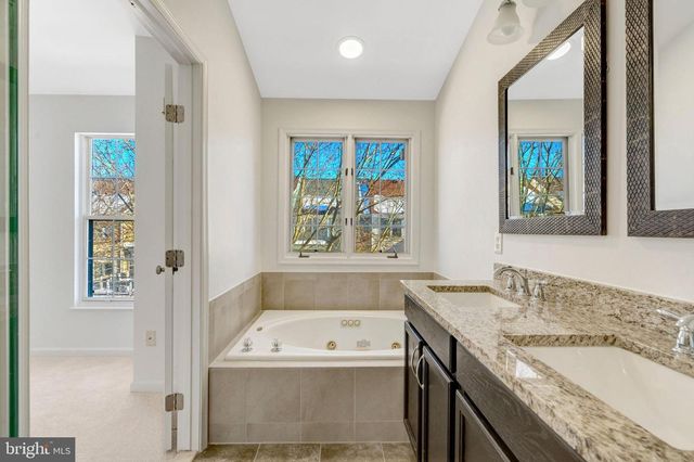 20372 BRIARCLIFF TER, Sterling, VA 20165