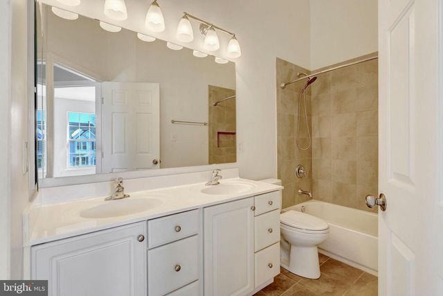 20372 BRIARCLIFF TER, Sterling, VA 20165