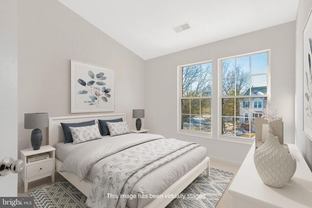 20372 BRIARCLIFF TER, Sterling, VA 20165