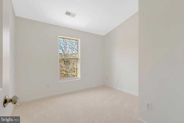 20372 BRIARCLIFF TER, Sterling, VA 20165