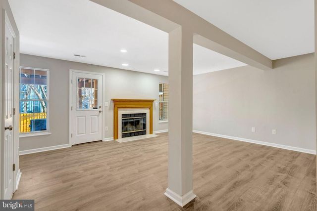 20372 BRIARCLIFF TER, Sterling, VA 20165