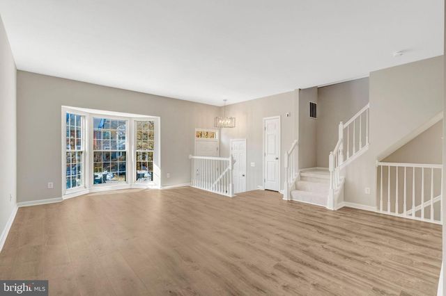 20372 BRIARCLIFF TER, Sterling, VA 20165