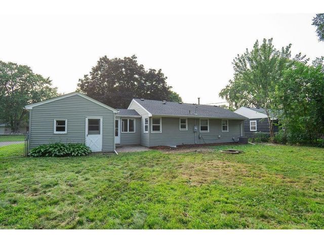 5412 Maryland Avenue N, Crystal, MN 55428