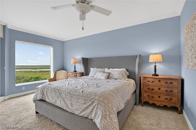 1060 Borghese LN 702, Naples, FL 34114