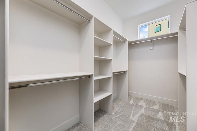 9320 W Sooty Grouse Ct, Boise, ID 83714