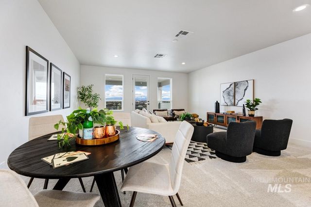 9320 W Sooty Grouse Ct, Boise, ID 83714