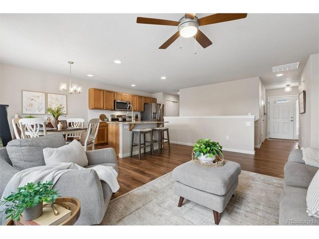 2917 Shady Oaks Dr, Evans, CO 80620