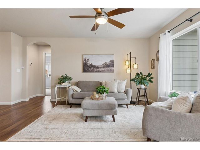 2917 Shady Oaks Dr, Evans, CO 80620