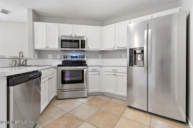 800 OLD BRIDGE Road, 1, St. Johns, FL 32259