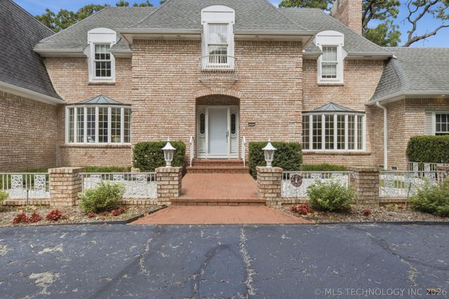 6886 S Florence Avenue, Tulsa, OK 74136