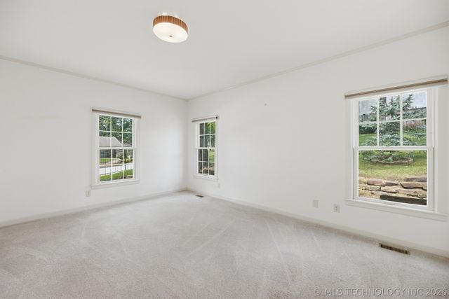 6886 S Florence Avenue, Tulsa, OK 74136