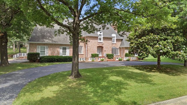 6886 S Florence Avenue, Tulsa, OK 74136