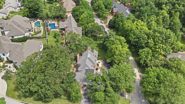 6886 S Florence Avenue, Tulsa, OK 74136