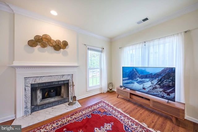 46554 CEDARHURST DR, Sterling, VA 20165