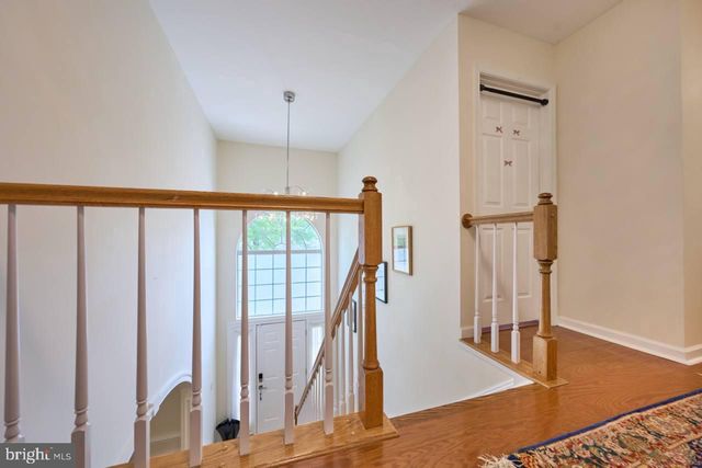 46554 CEDARHURST DR, Sterling, VA 20165