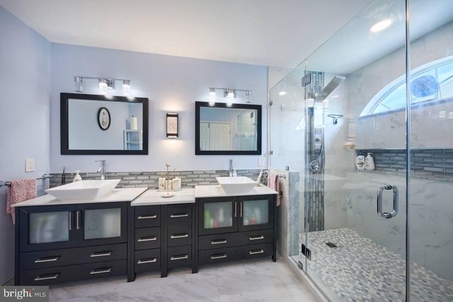 46554 CEDARHURST DR, Sterling, VA 20165