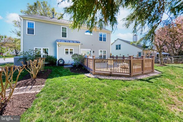 46554 CEDARHURST DR, Sterling, VA 20165