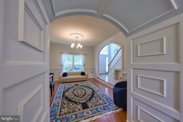 46554 CEDARHURST DR, Sterling, VA 20165