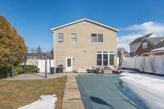 930 Ramapo Ave, Pompton Lakes Boro, NJ 07442