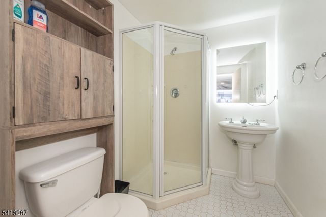 930 Ramapo Ave, Pompton Lakes Boro, NJ 07442