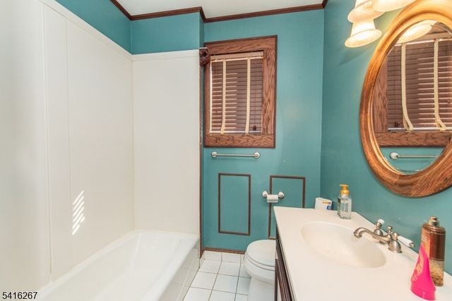 930 Ramapo Ave, Pompton Lakes Boro, NJ 07442