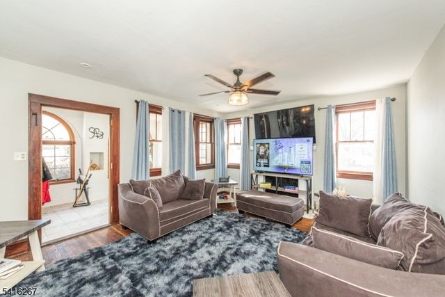 930 Ramapo Ave, Pompton Lakes Boro, NJ 07442