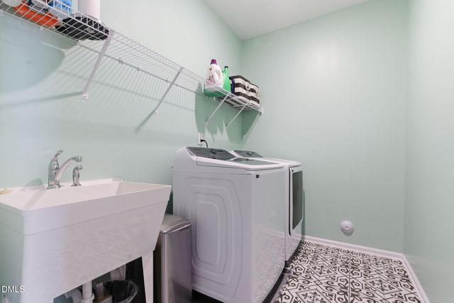 131 Barba Pass Lane, Garner, NC 27529