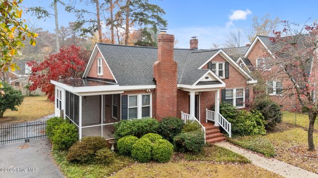 2406 E 4th Street, Greenville, NC 27858