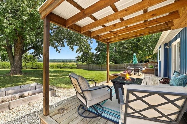 106 Jenkins Road, Prairie Grove, AR 72753