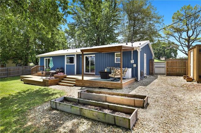 106 Jenkins Road, Prairie Grove, AR 72753