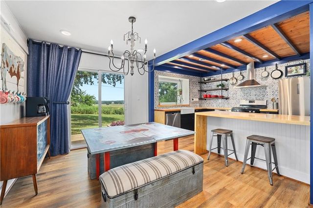 106 Jenkins Road, Prairie Grove, AR 72753