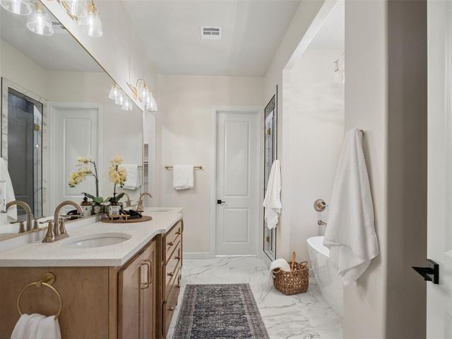 2286 Vellano Lane, Edmond, OK 73034