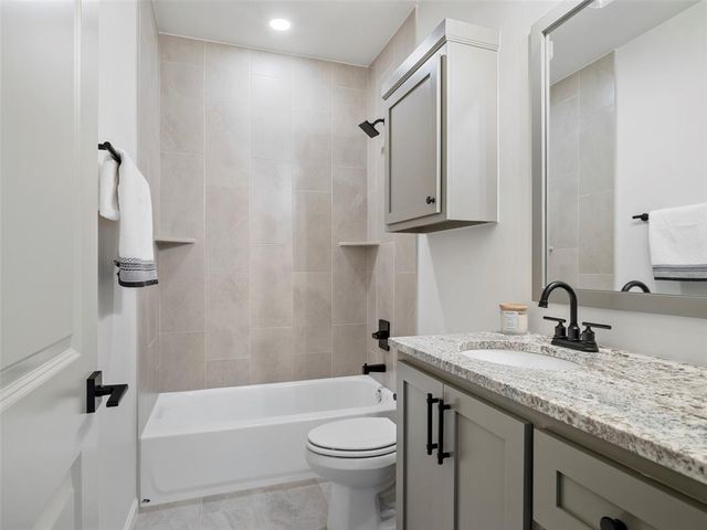 2286 Vellano Lane, Edmond, OK 73034