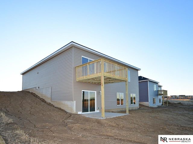 1720 Morgan Drive, Nebraska City, NE 68410