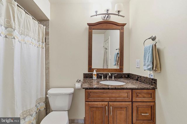 12 HILLCROFT WAY, Newtown, PA 18940