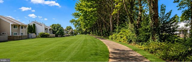 12 HILLCROFT WAY, Newtown, PA 18940