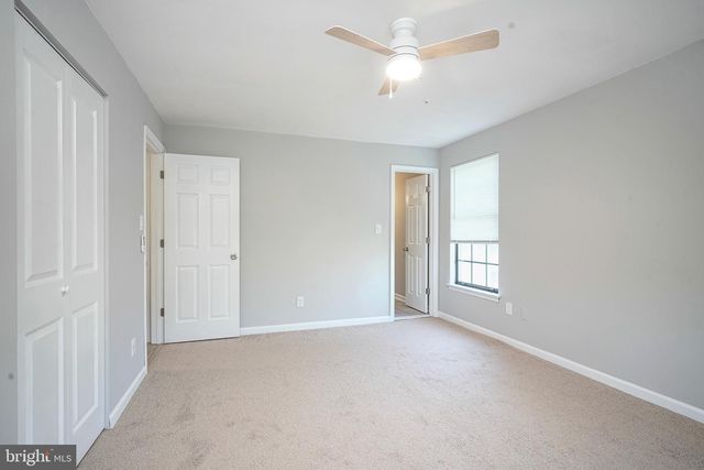 9 SAMUEL ADAMS BLDG, Turnersville, NJ 08012