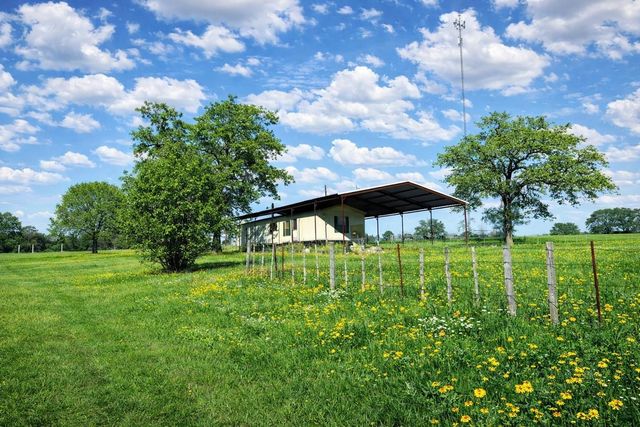 12811 E Us Hwy 79, Oakwood, TX 75855